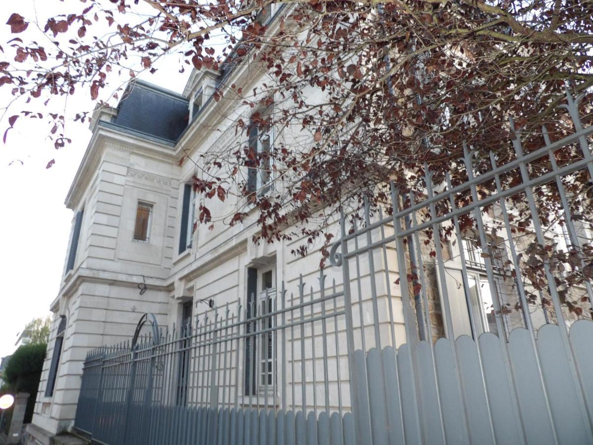 La Maison Blanche - Apparthotels De Charme Chic & Cosy A 350M Du Coeur De Ville De Limoges - Acces Autonome Bagian luar foto