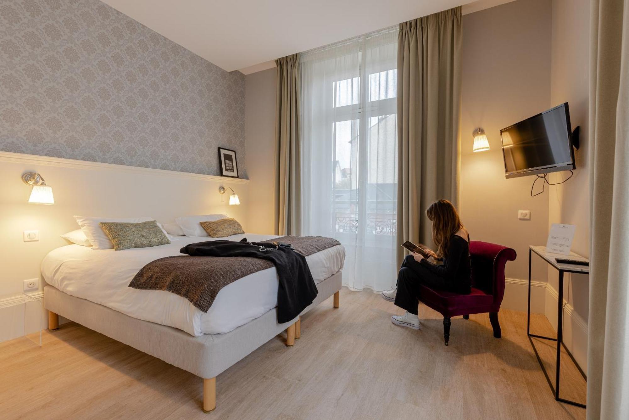 La Maison Blanche - Apparthotels De Charme Chic & Cosy A 350M Du Coeur De Ville De Limoges - Acces Autonome Ruang foto