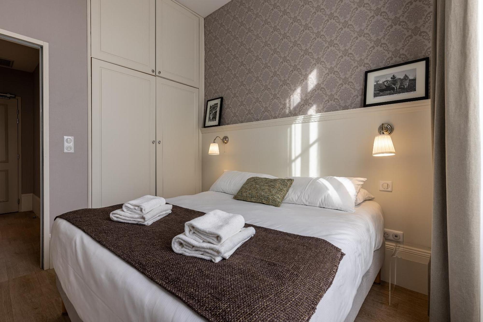 La Maison Blanche - Apparthotels De Charme Chic & Cosy A 350M Du Coeur De Ville De Limoges - Acces Autonome Ruang foto