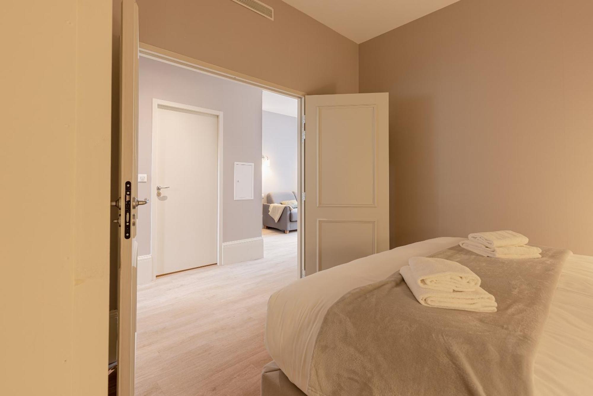 La Maison Blanche - Apparthotels De Charme Chic & Cosy A 350M Du Coeur De Ville De Limoges - Acces Autonome Ruang foto