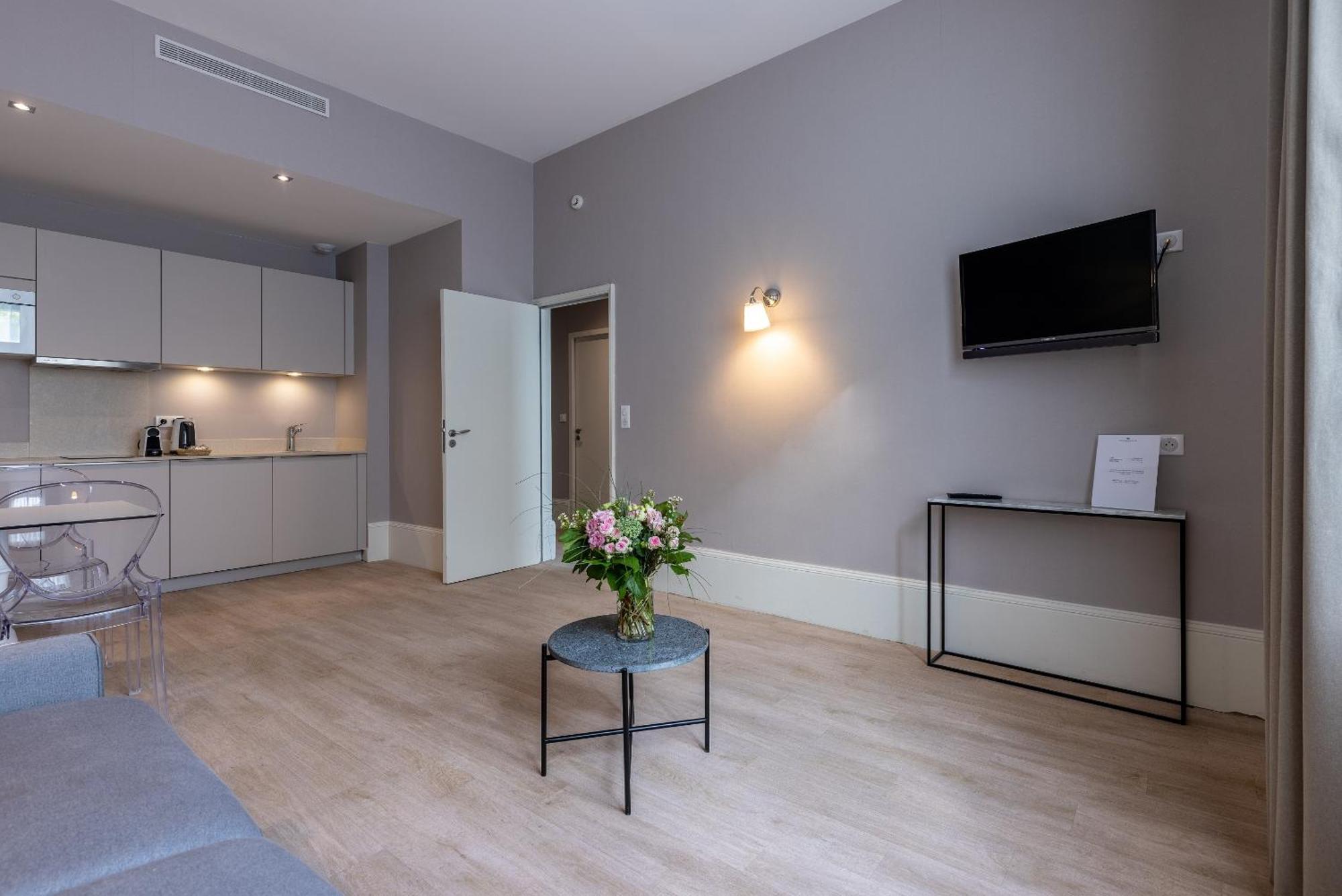 La Maison Blanche - Apparthotels De Charme Chic & Cosy A 350M Du Coeur De Ville De Limoges - Acces Autonome Ruang foto